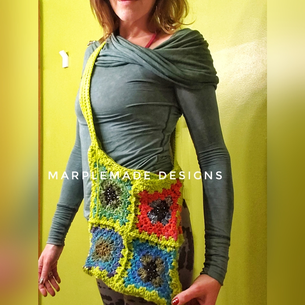 NWT💜LINED crossbody granny square💜MarpleMade Designs 💜 acrylic LINED/p
